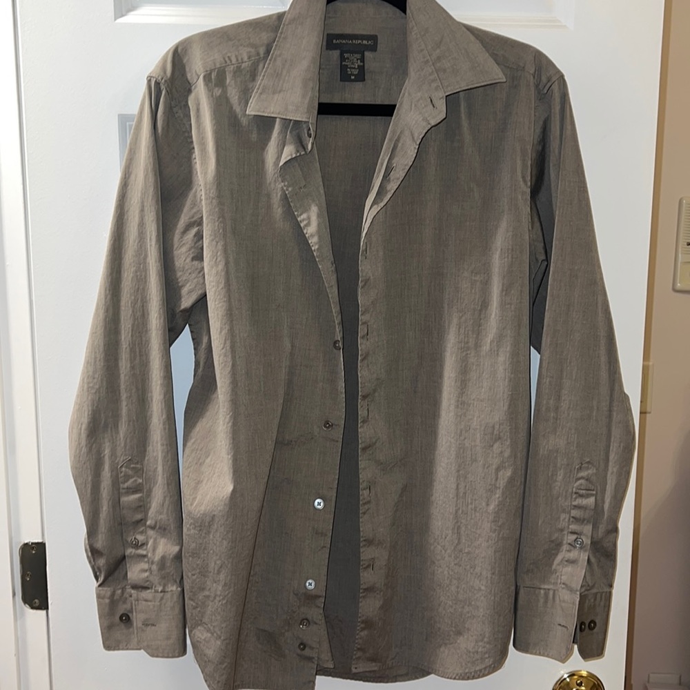 Banana, republics, men’s size medium button-down